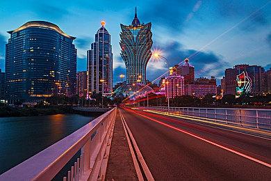 《2077：往日之影》上市预告发布 是时候再战了